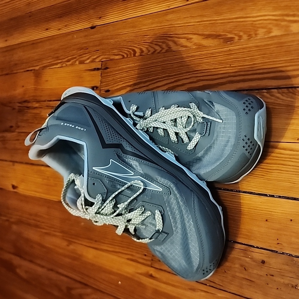 Altra Lone Peak 5